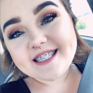 Meet your Posher, Brianna